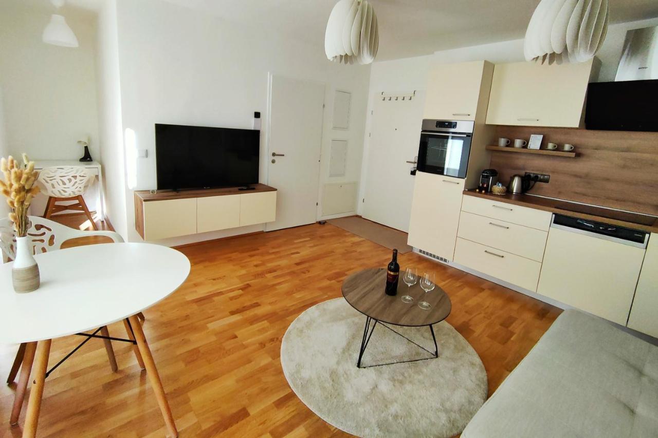 Luma Apartment Near Schoenbrunn With Parking 비엔나 외부 사진